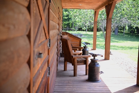 White River Luxury Lodge Estate | Acreage With World Class Views - image 42
