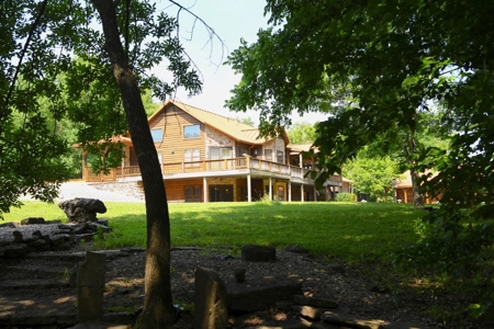 White River Luxury Lodge Estate | Acreage With World Class Views - image 10