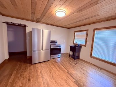 2BR-1BA Cottage Style Home in Town - Winnsboro Franklin County TX - image 6