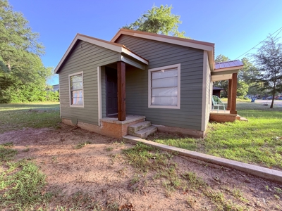 2BR-1BA Cottage Style Home in Town - Winnsboro Franklin County TX - image 18