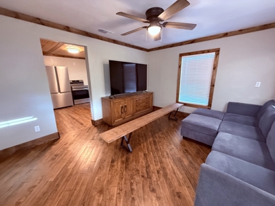2BR-1BA Cottage Style Home in Town - Winnsboro Franklin County TX - image 5