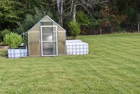 TN Country Home on 2.5 Acres with a turnkey mini farm - image 33
