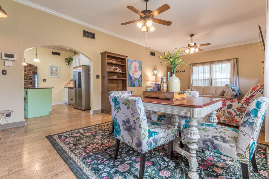 No Caption