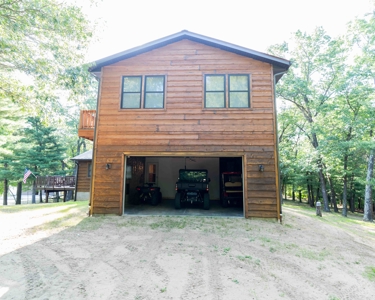 150+/- Acre Juneau County Hunting & Recreational Estate Home - image 6