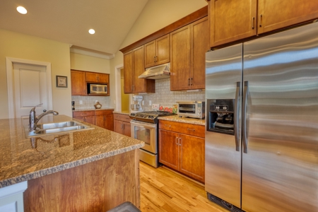 Home For Sale In Auburn Hills Community - image 2