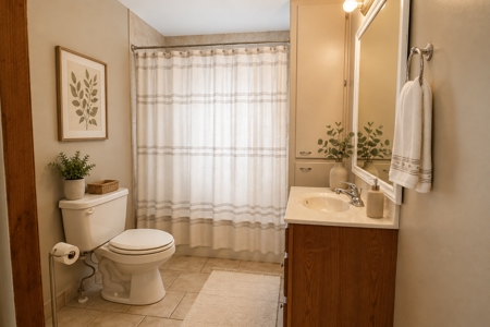 Fantastic Home For One Level Living!  3 Bedroom Ranch Style Home! - image 4