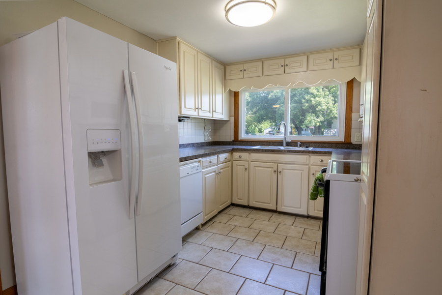 No Caption