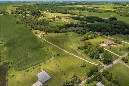 Exceptional Modern Living on 16.5± Private Acres - image 15