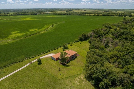 Exceptional Modern Living on 16.5± Private Acres - image 11