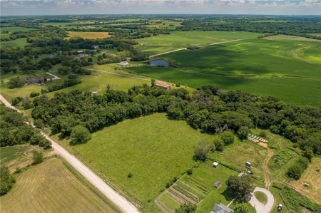Exceptional Modern Living on 16.5± Private Acres - image 19