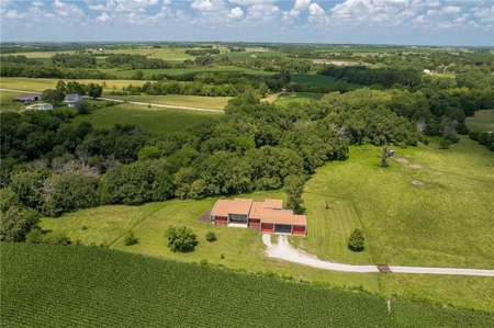 Exceptional Modern Living on 16.5± Private Acres - image 9