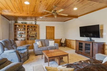 6.7 Acre Horse Property for Sale in Moriarty NM with Views - image 6