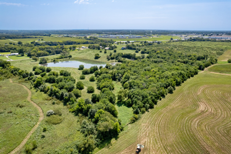 Online Auction: 66 Acres Near Cameron, Missouri - image 22
