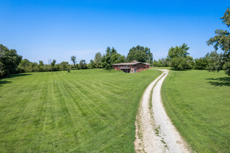 Online Auction: 66 Acres Near Cameron, Missouri - image 29