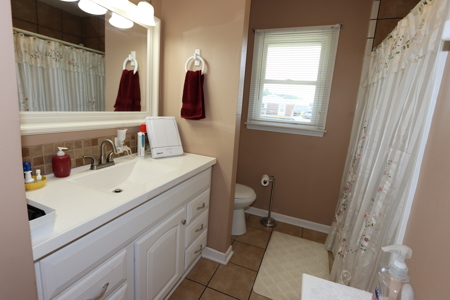 Brick Ranch for Sale in Bristol VA - image 28