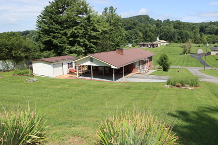 Brick Ranch for Sale in Bristol VA - image 8