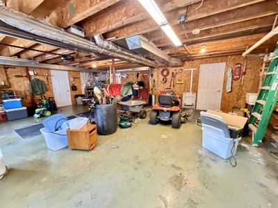 Custom Home on 9.93 ± Acres in Salem, MO with Stocked Pond - image 46