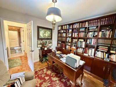 Custom Home on 9.93 ± Acres in Salem, MO with Stocked Pond - image 11