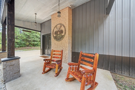 Tippah Luxury Home and Recreational Retreat - image 11