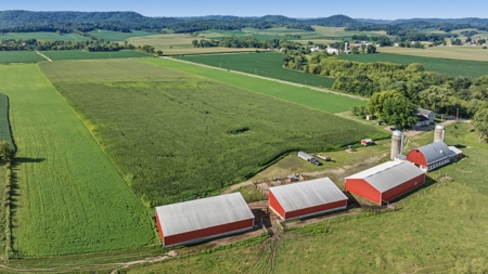 76-Acre Driftless Area Farm & Country Estate La Crosse County, Wi - image 5