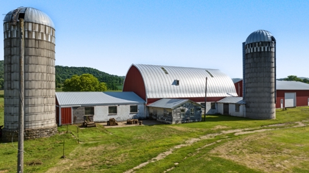 76-Acre Driftless Area Farm & Country Estate La Crosse County, Wi - image 45