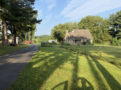 1 1/2 Story Brick Home on 5 Acres plus 1 Acre Building Lot - image 1