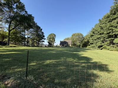 1 1/2 Story Brick Home on 5 Acres plus 1 Acre Building Lot - image 24