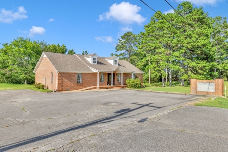 Commercial Property for Sale in Lewis County, Tennessee - image 3