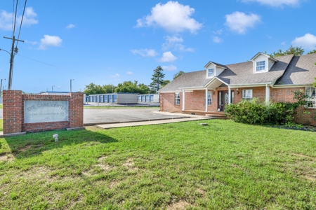 Commercial Property for Sale in Lewis County, Tennessee - image 2