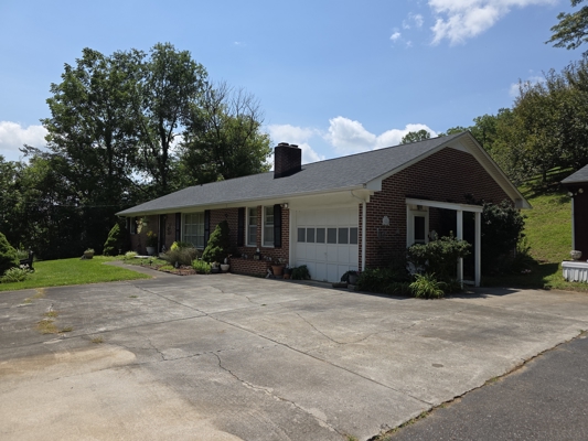 Brick Ranch for Sale near the Town of Floyd