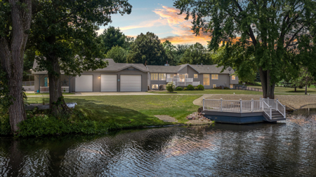 3 Bedroom Home on 5.38 Acres with Duck Creek Frontage - image 1