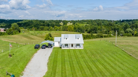 Home with Barn and Hunting Acreage in Kentucky - image 1