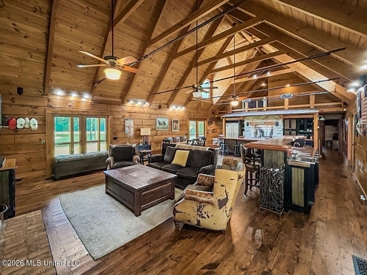 Listing 16