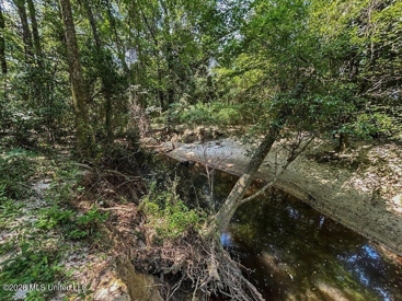 Listing 16