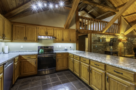Custom Timber-Frame & Stone Estate | 20 Acres In Highland Ar - image 7
