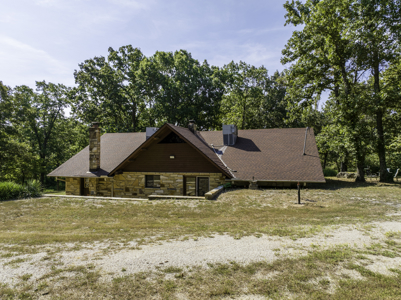 Custom Timber-Frame & Stone Estate | 20 Acres In Highland Ar - image 26