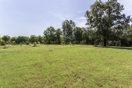 Custom Timber-Frame & Stone Estate | 20 Acres In Highland Ar - image 36