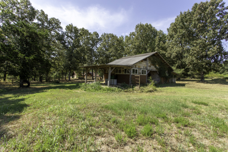Custom Timber-Frame & Stone Estate | 20 Acres In Highland Ar - image 32