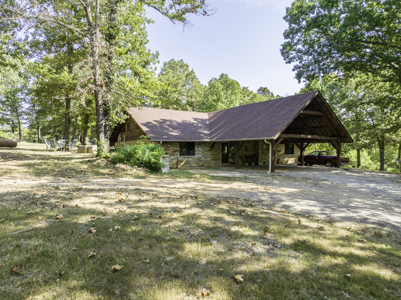 Custom Timber-Frame & Stone Estate | 20 Acres In Highland Ar - image 40