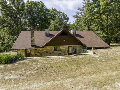 Custom Timber-Frame & Stone Estate | 20 Acres In Highland Ar - image 28
