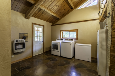 Custom Timber-Frame & Stone Estate | 20 Acres In Highland Ar - image 18