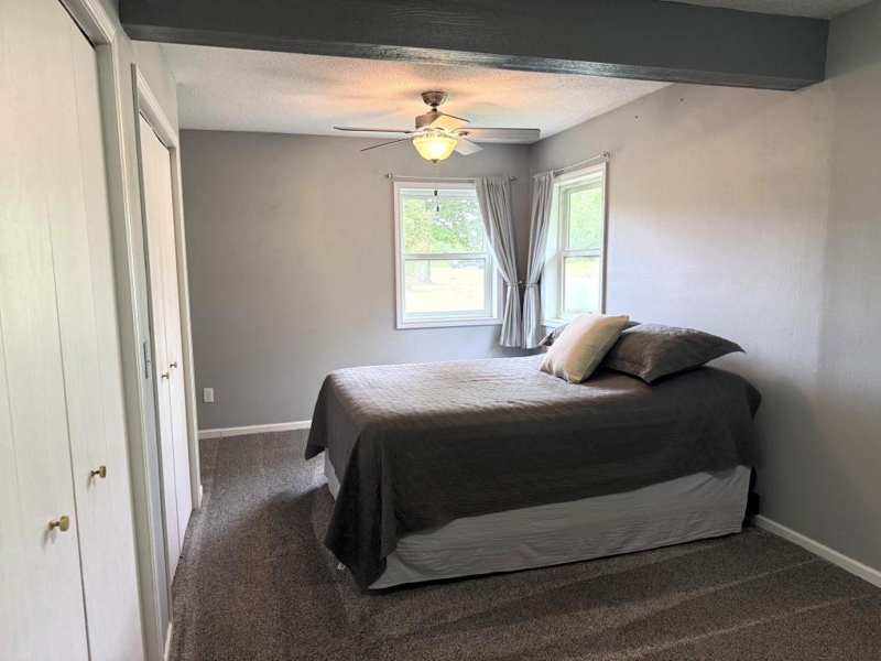 No Caption