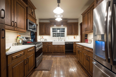 6.27-Acre Adobe Home & Pecan Orchard for Sale in New Mexico - image 17