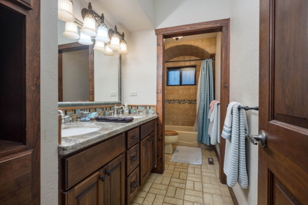 6.27-Acre Adobe Home & Pecan Orchard for Sale in New Mexico - image 26