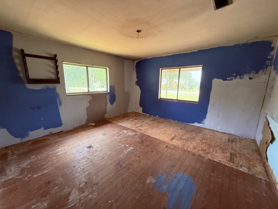 Winnsboro Wood County Texas Fixer Upper on 1.31 Acres Investment - image 9