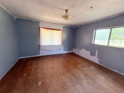 Winnsboro Wood County Texas Fixer Upper on 1.31 Acres Investment - image 12