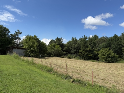 Country Home For Sale In Tn, 2 Newer Shops, No Restrictions - image 4