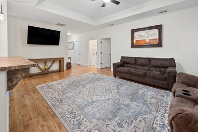 Listing 77