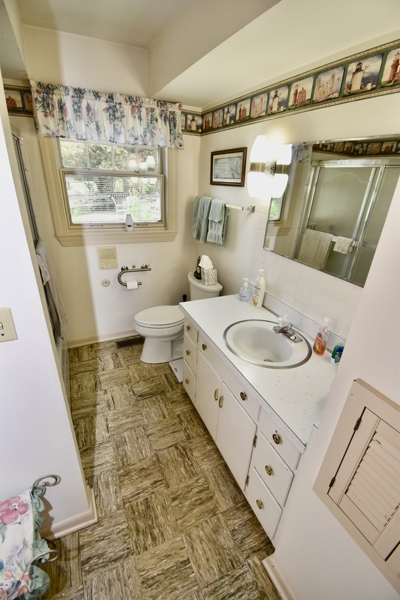 No Caption