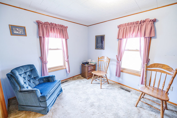 Charming Country Home in Bedford, IN